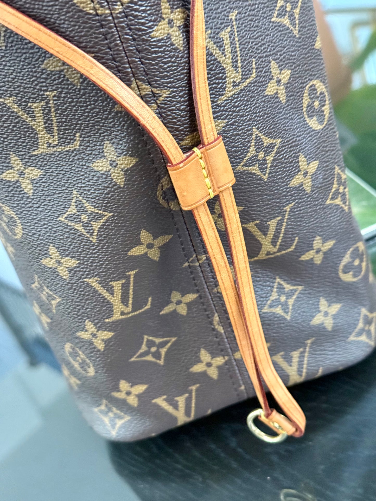 Neverfull MM in Peony with Insert Organizer and Dustbag 🗓️ Year: 2016