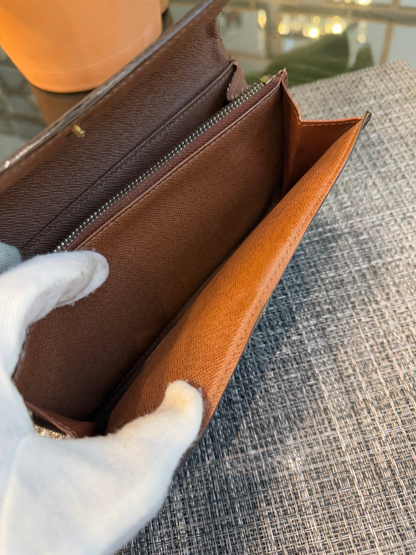Sarah Wallet in Monogram with 10 Cardholders - 📅 Year: 2010