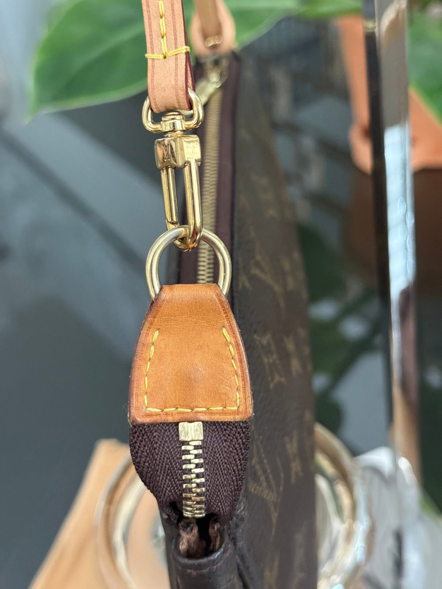 Pochette Accessories with Dustbag and Insert organizer -🗓️ Year: 2000