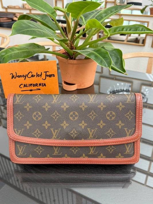 Pochette Dame Clutch 
🗓️ Pre Date Code