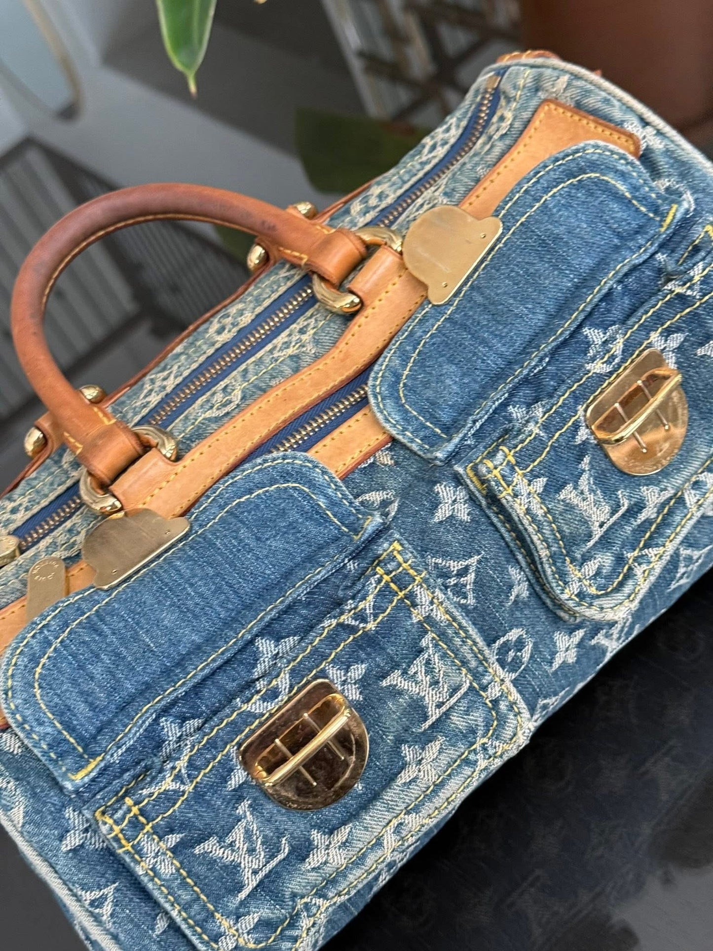 Neo Speedy Denim 📅 Year: 2005