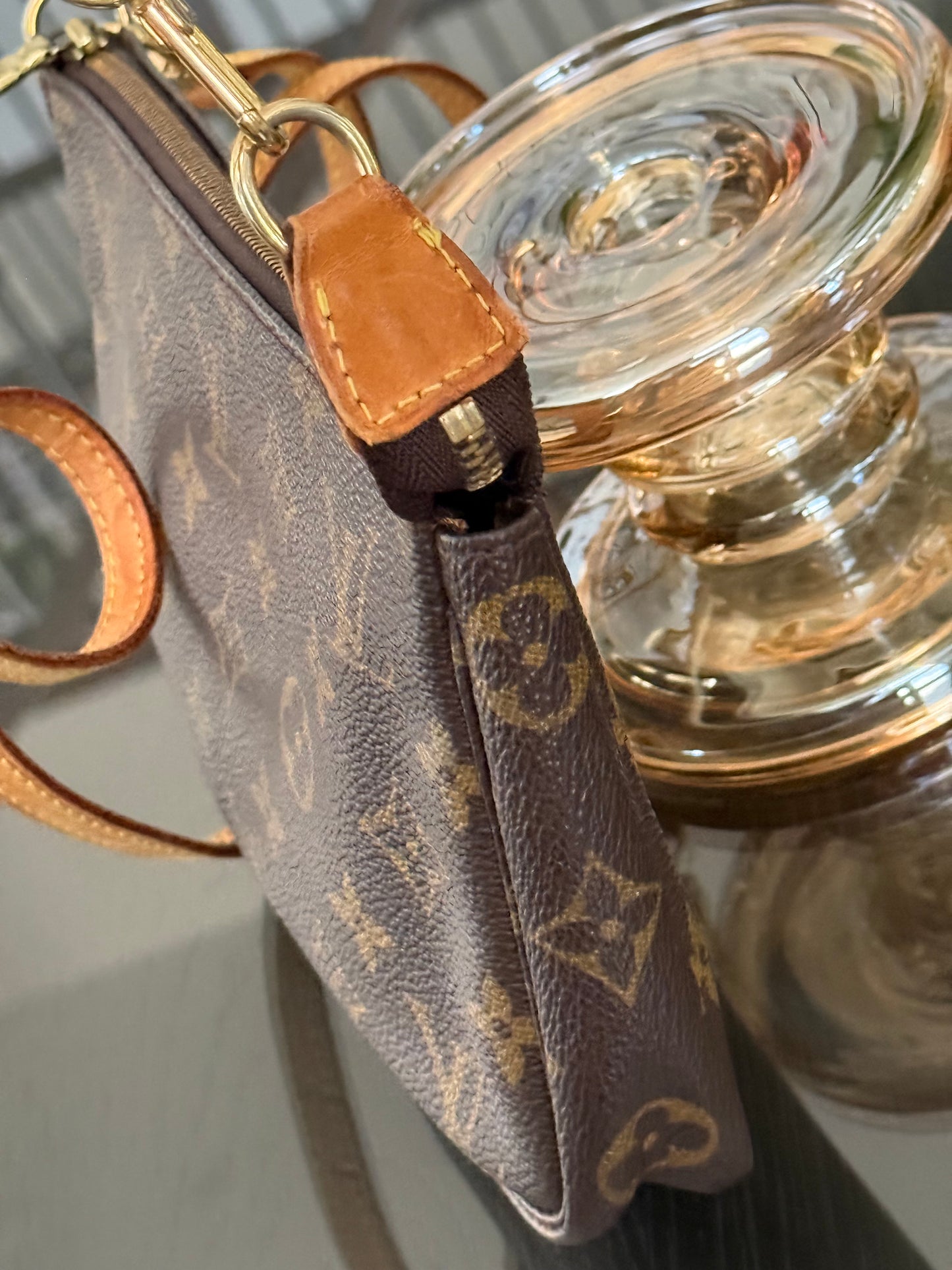Pochette Accessories with Crossbody Strap - 📅 Year: 1999