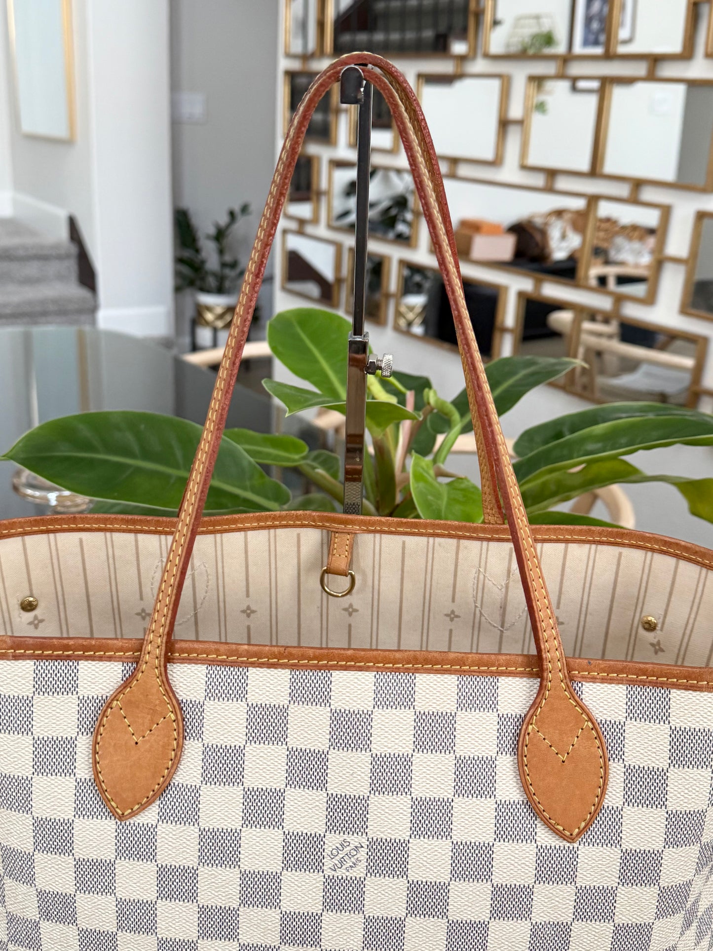 Neverfull MM Azur w/ Dustbag 
🗓️ Year: 2012