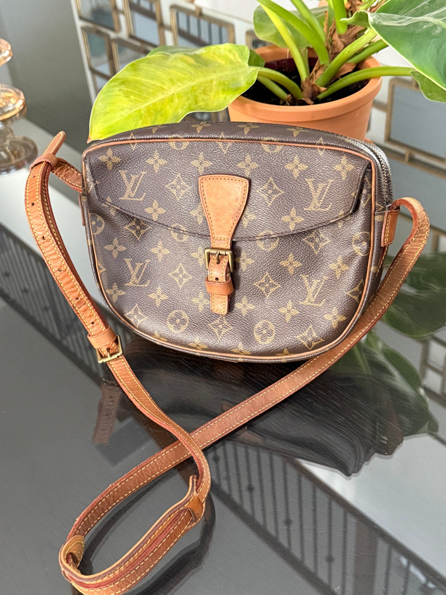 Jeaunefille MM Crossbody -Year: 1990