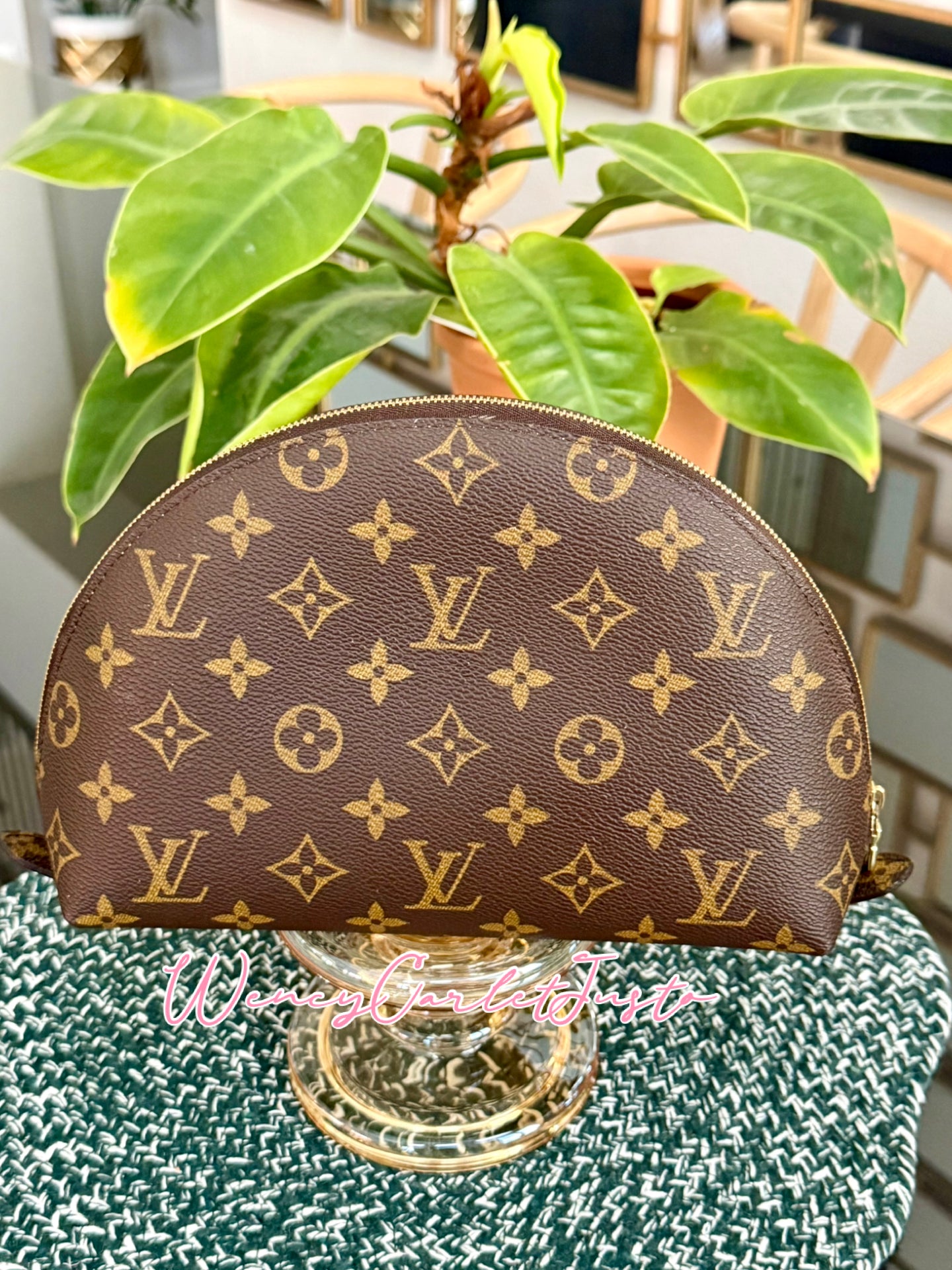 Trousse Demi Ronde Pouch 🗓️ Year: 1998