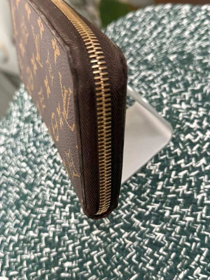 Monogram Zippy Long Wallet with Box 🗓️ Year: 2015