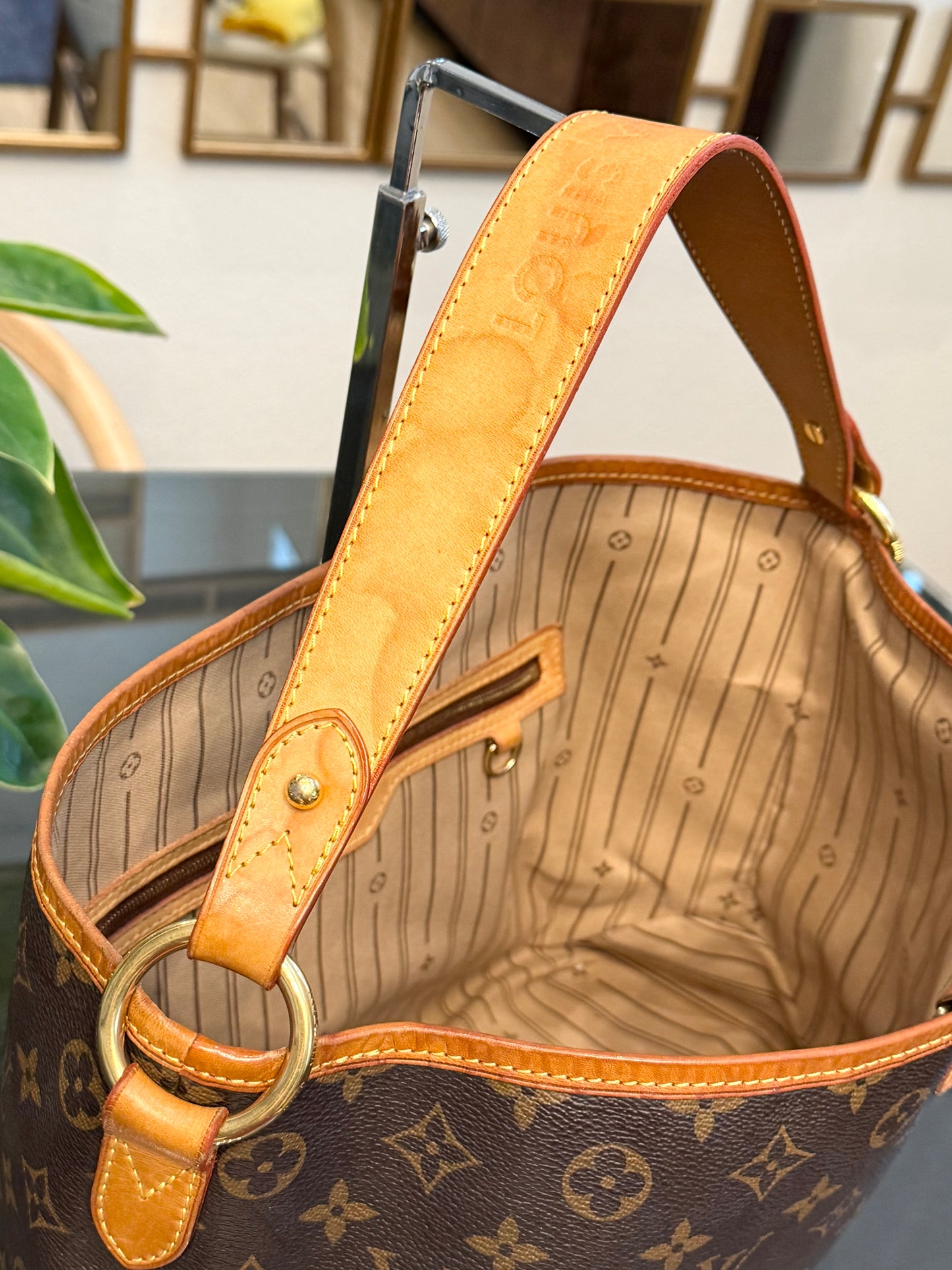 Delightful PM with Dustbag 📅 Year: 2012