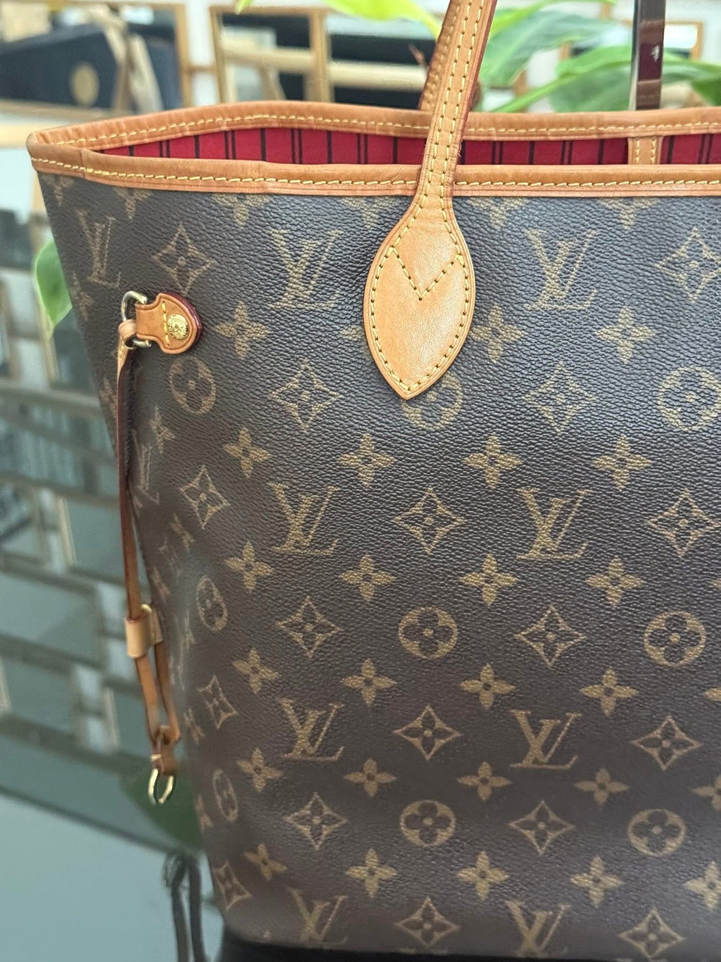 Neverfull MM Monogram in Cerise with Dustbag and Non branded Twilly🌺 📅 Year: 2014