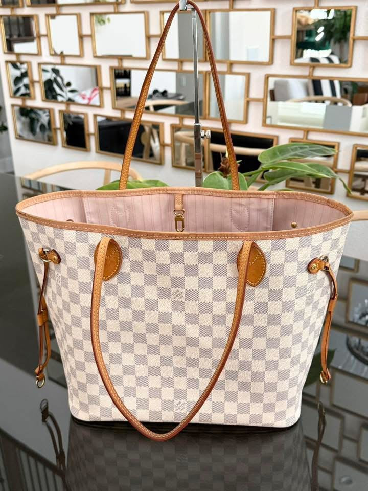 Neverfull MM Azur in Rose Ballerine with Dustbag and Insert Organizer 🌺 📅 Year: 2019