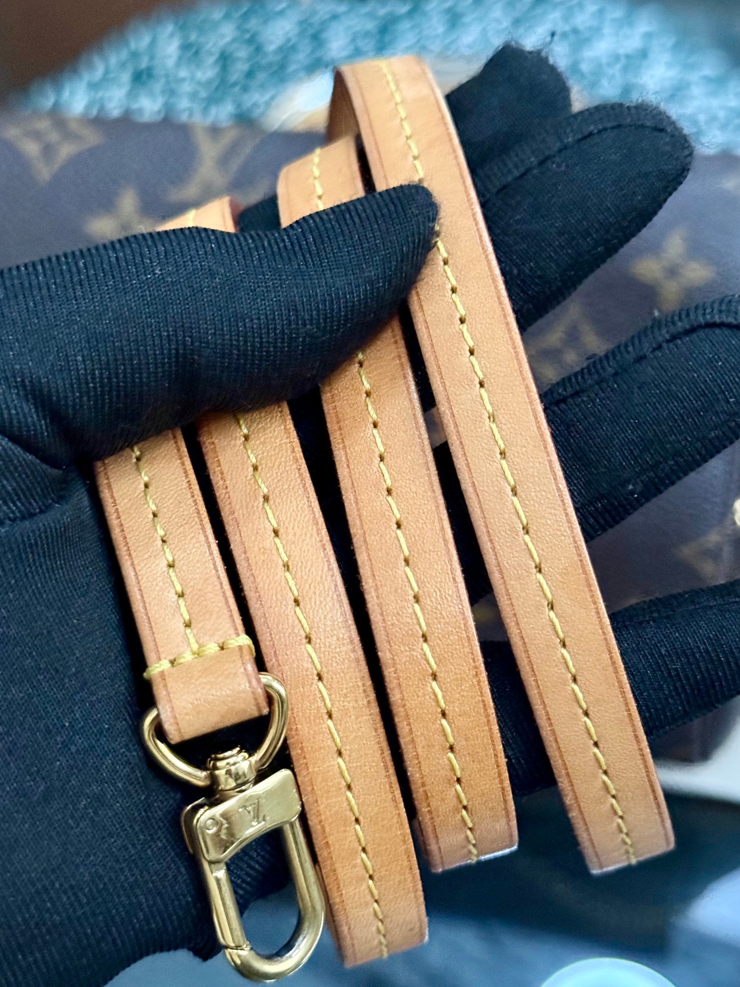 Favorite MM in Monogram with Original Strap, Dustbag, Box and Paper bag 🗓️ Year: 2017