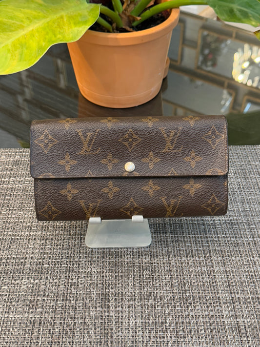 Sarah Wallet in Monogram with 10 Cardholders - 📅 Year: 2010