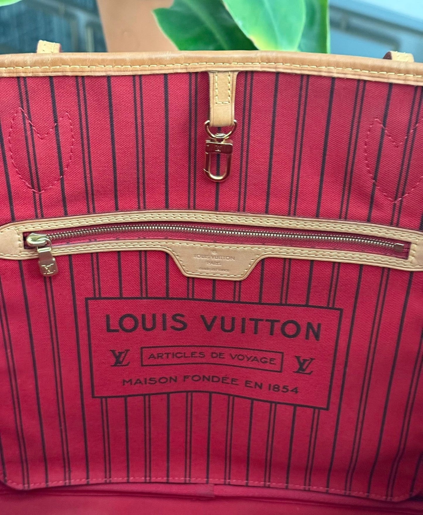 Neverfull MM Monogram in Cerise with Dustbag and Non branded Twilly🌺 📅 Year: 2014