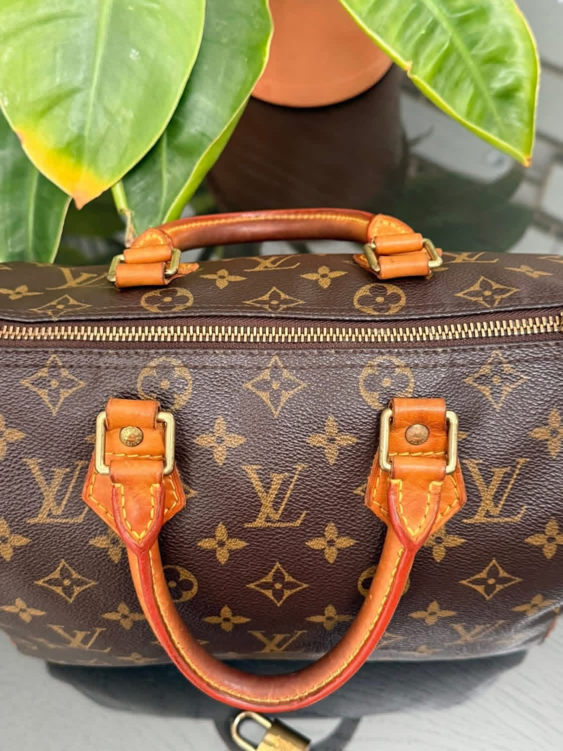 Speedy 25 with Lock 🔐 Key 🔑 and Insert Organizer 🗓️ Year: 2003