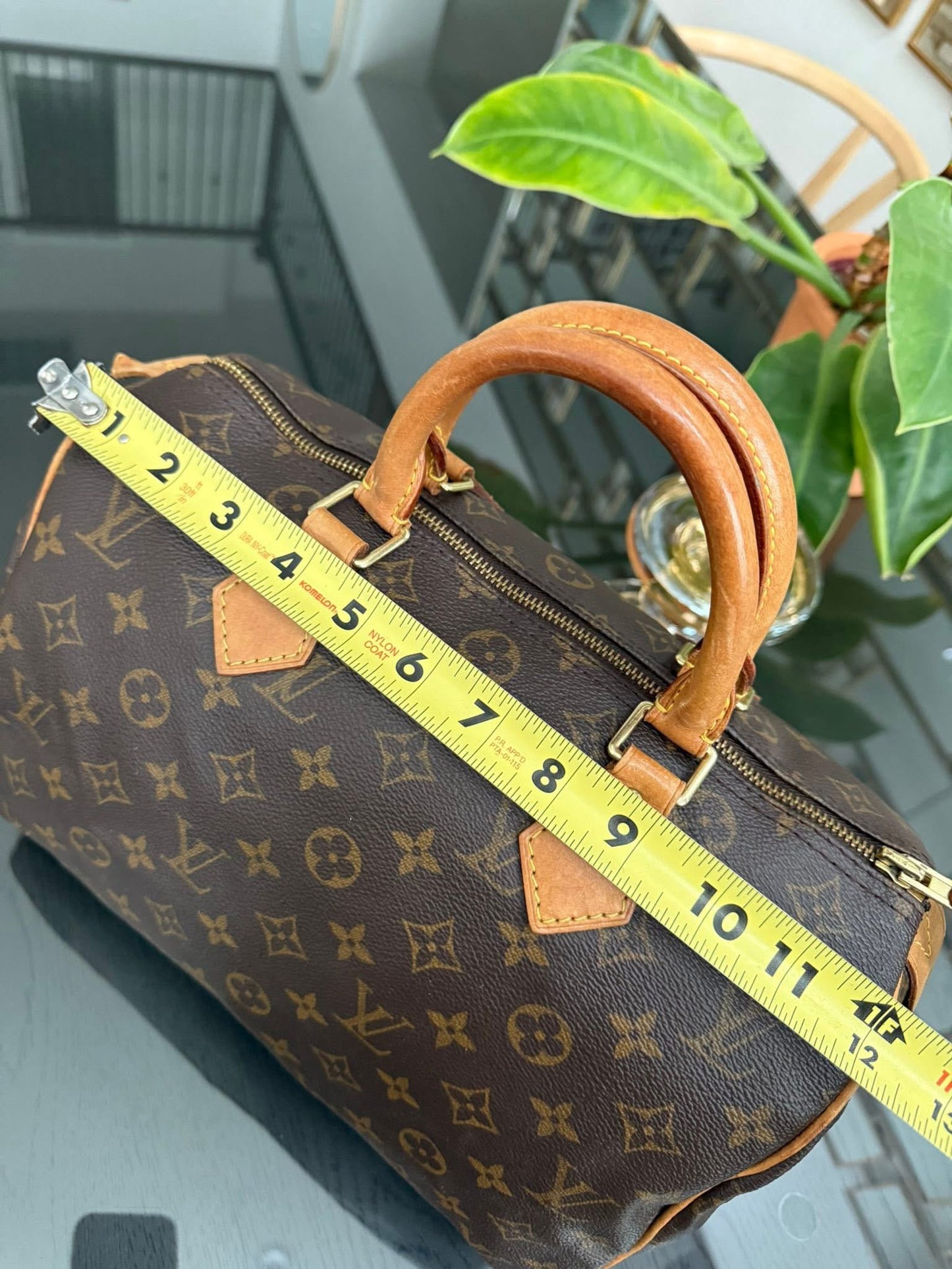 Speedy 30 with 🔐 Lock & Key - 📅 Year: 2003