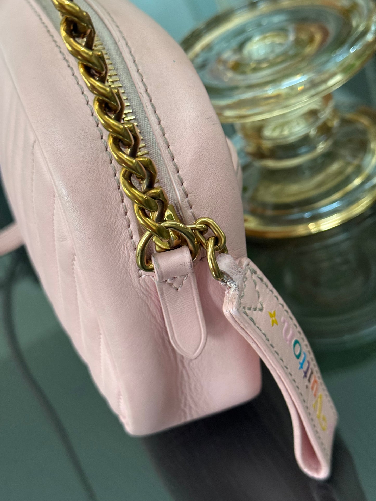 New Wave Camera Bag -🗓️ Year: 2019