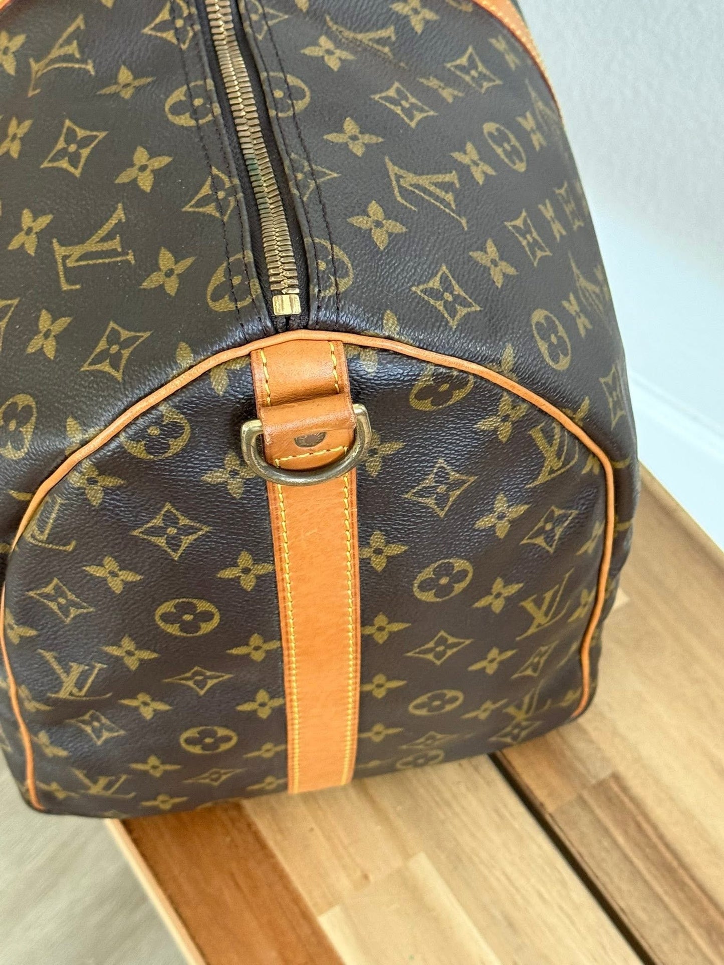 Keepall 50 Bandoulier with Luggage Tag and Poignet 📅 Year: 1995