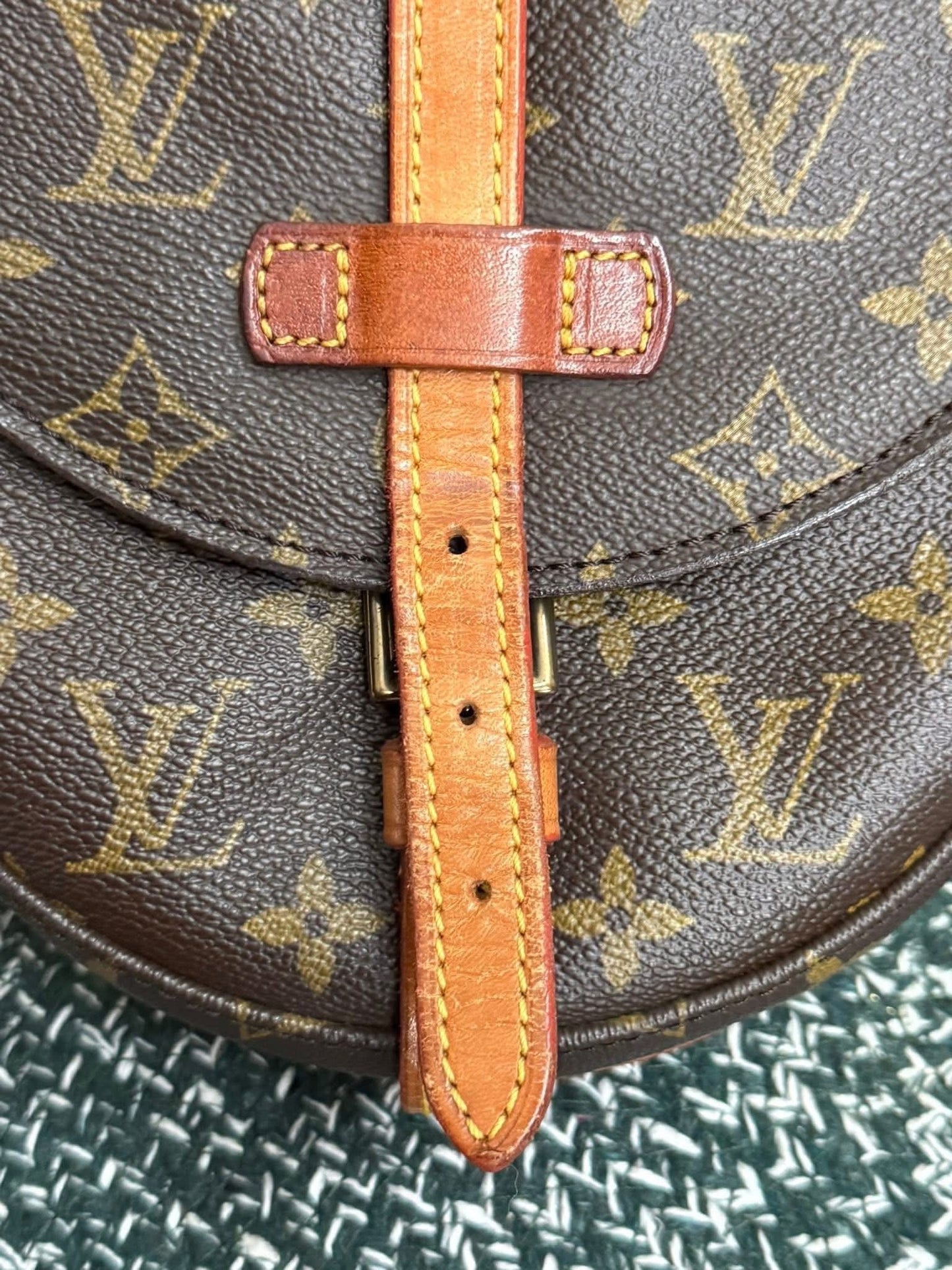Chantilly PM Crossbody Bag 🌺 Year 1988