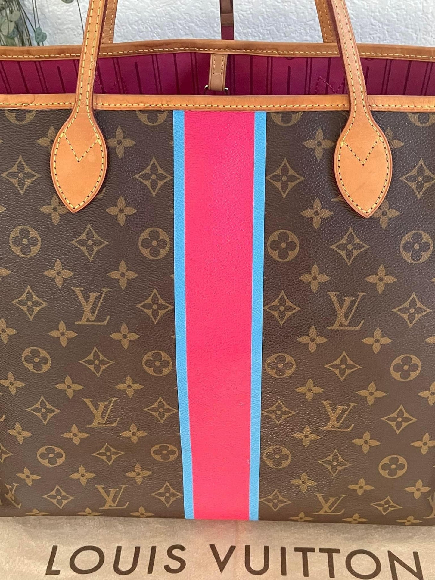 Neverfull GM in Peony with Dustbag - 📅 Year: 2011