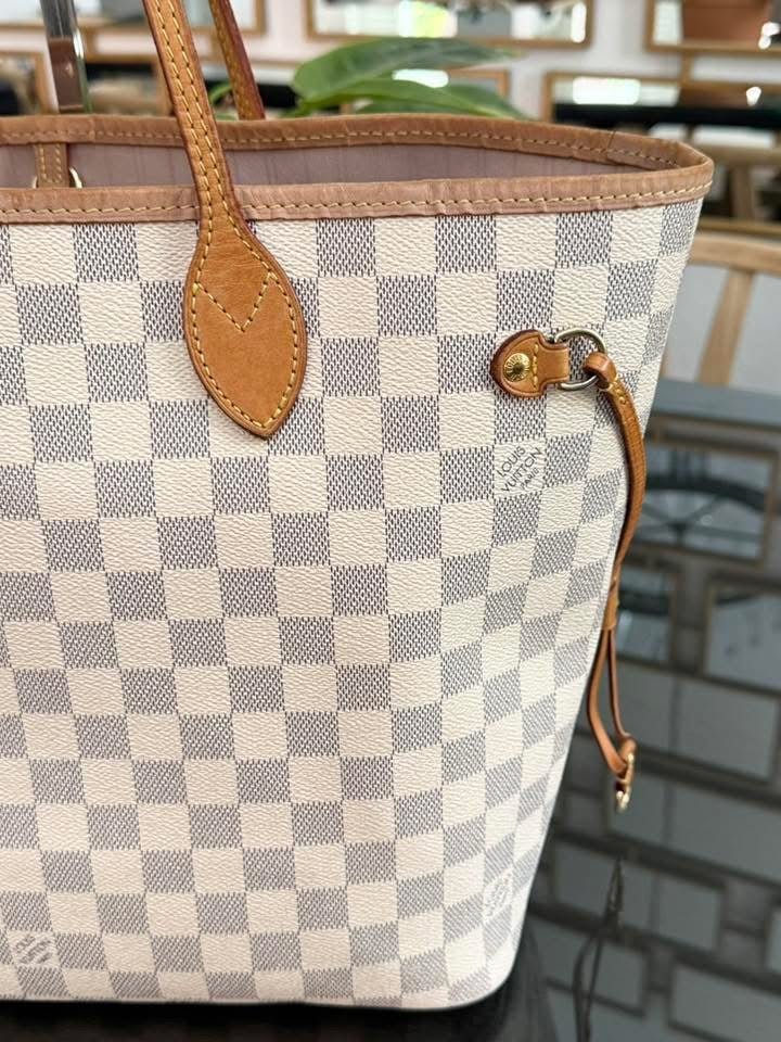 Neverfull MM Azur in Rose Ballerine with Dustbag and Insert Organizer 🌺 📅 Year: 2019