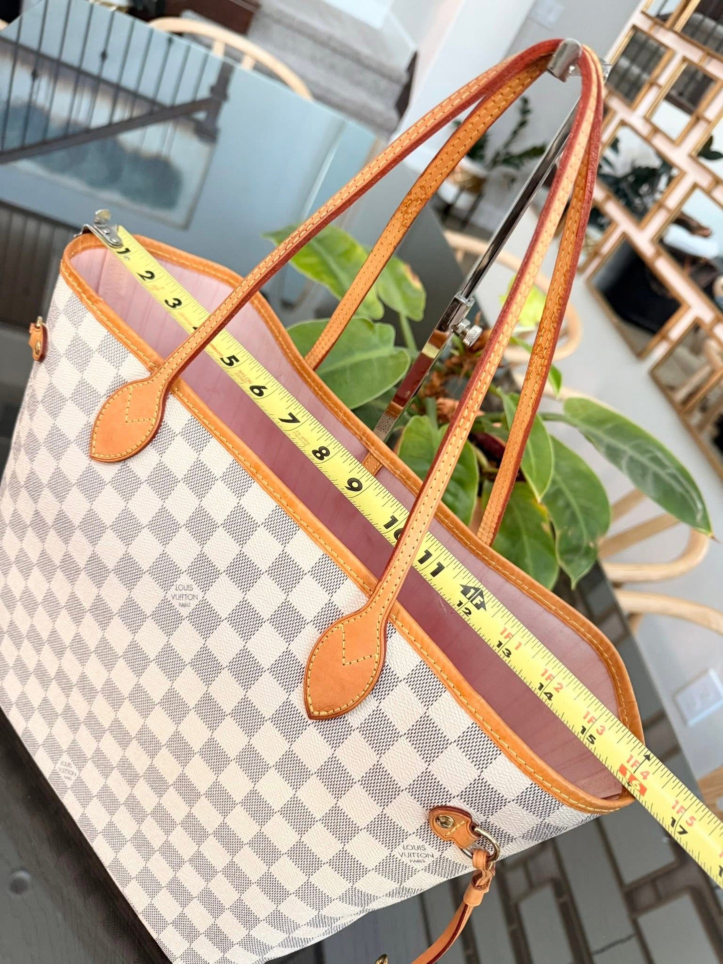 Neverfull MM Azur in Rose Ballerine with Dustbag and Insert Organizer 📅 Year: 2017