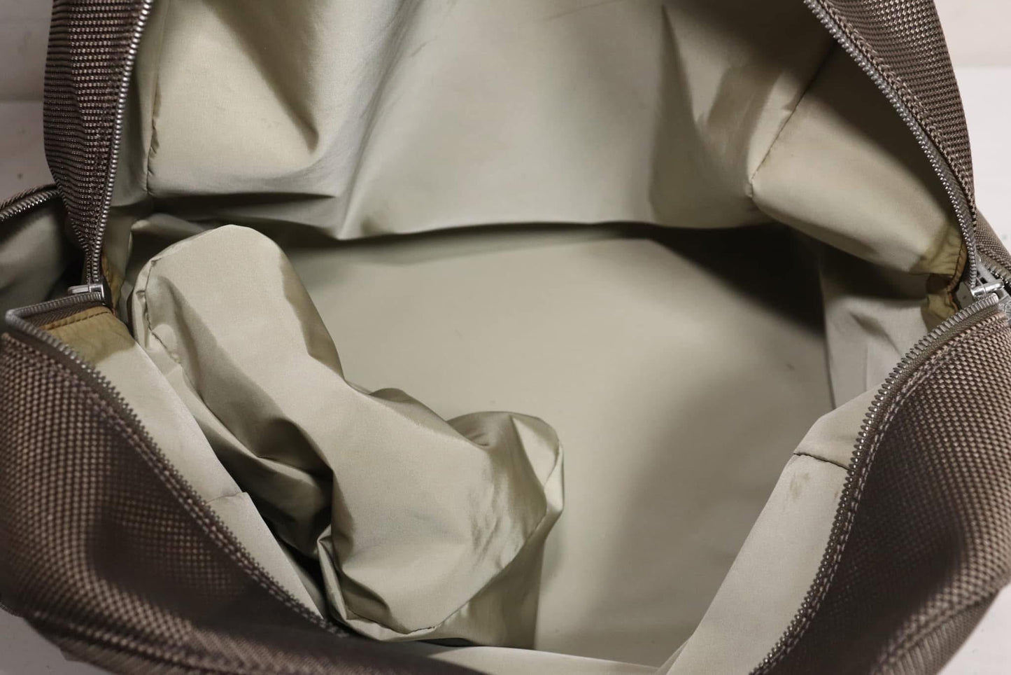 Damier Geant Aventeur Sport/Travel Bag -Year: 2004
