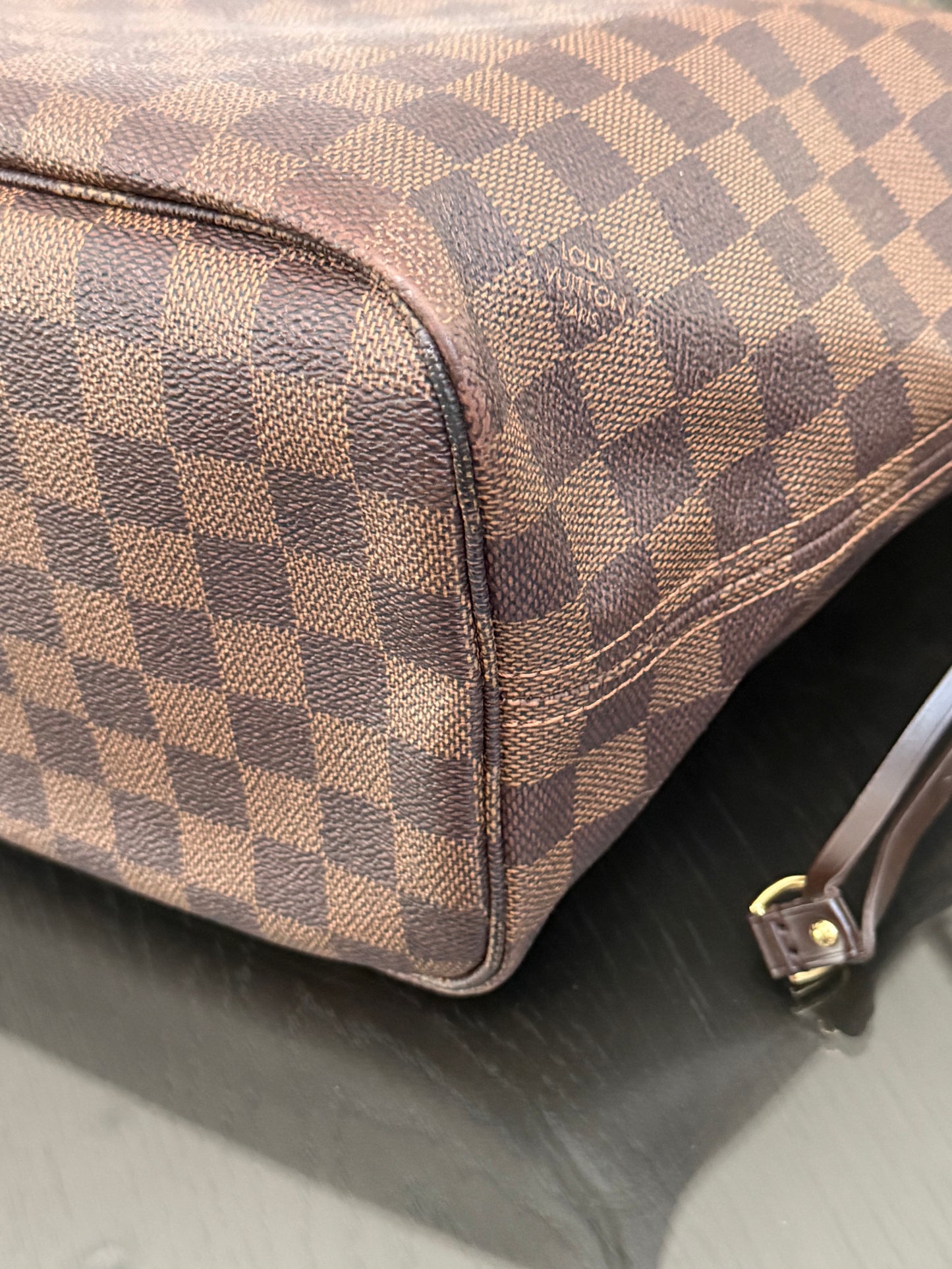Neverfull MM in DE with Dustbag 🗓️ Year: 2010