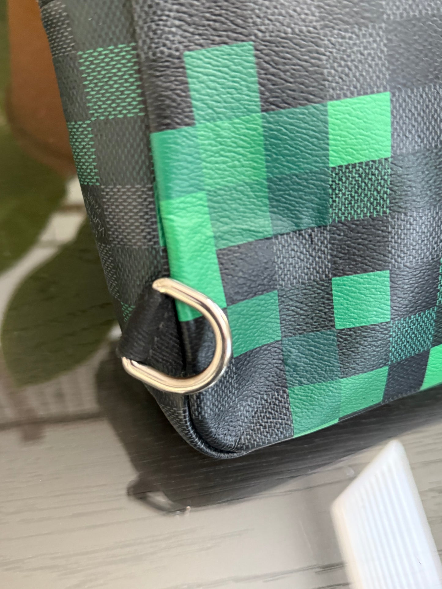 Avenue Sling Damier Graphite Green Pixel with Dustbag -Year 2018