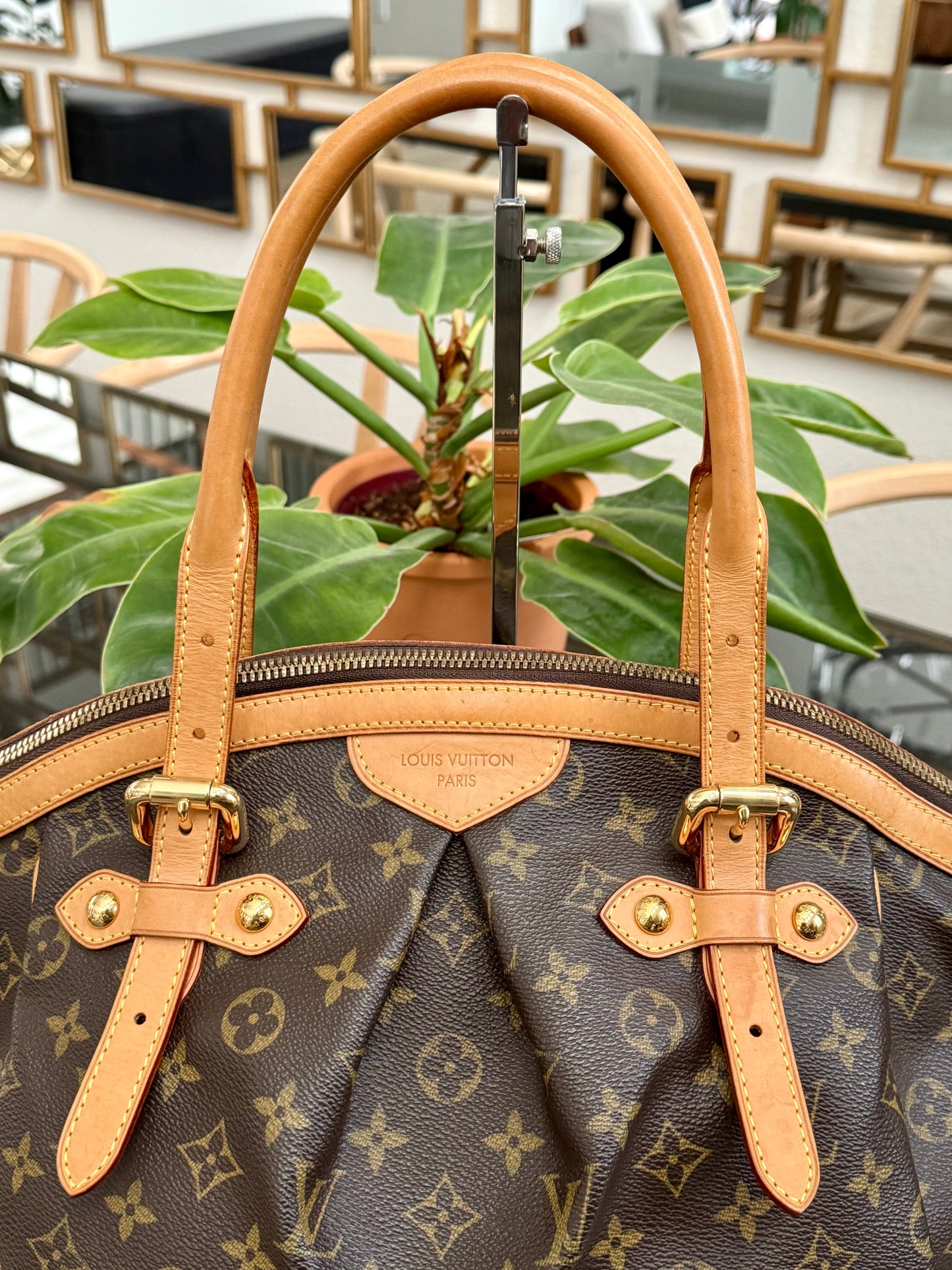 🌺 Tivoli GM in Monogram - 🗓️ Year: 2008