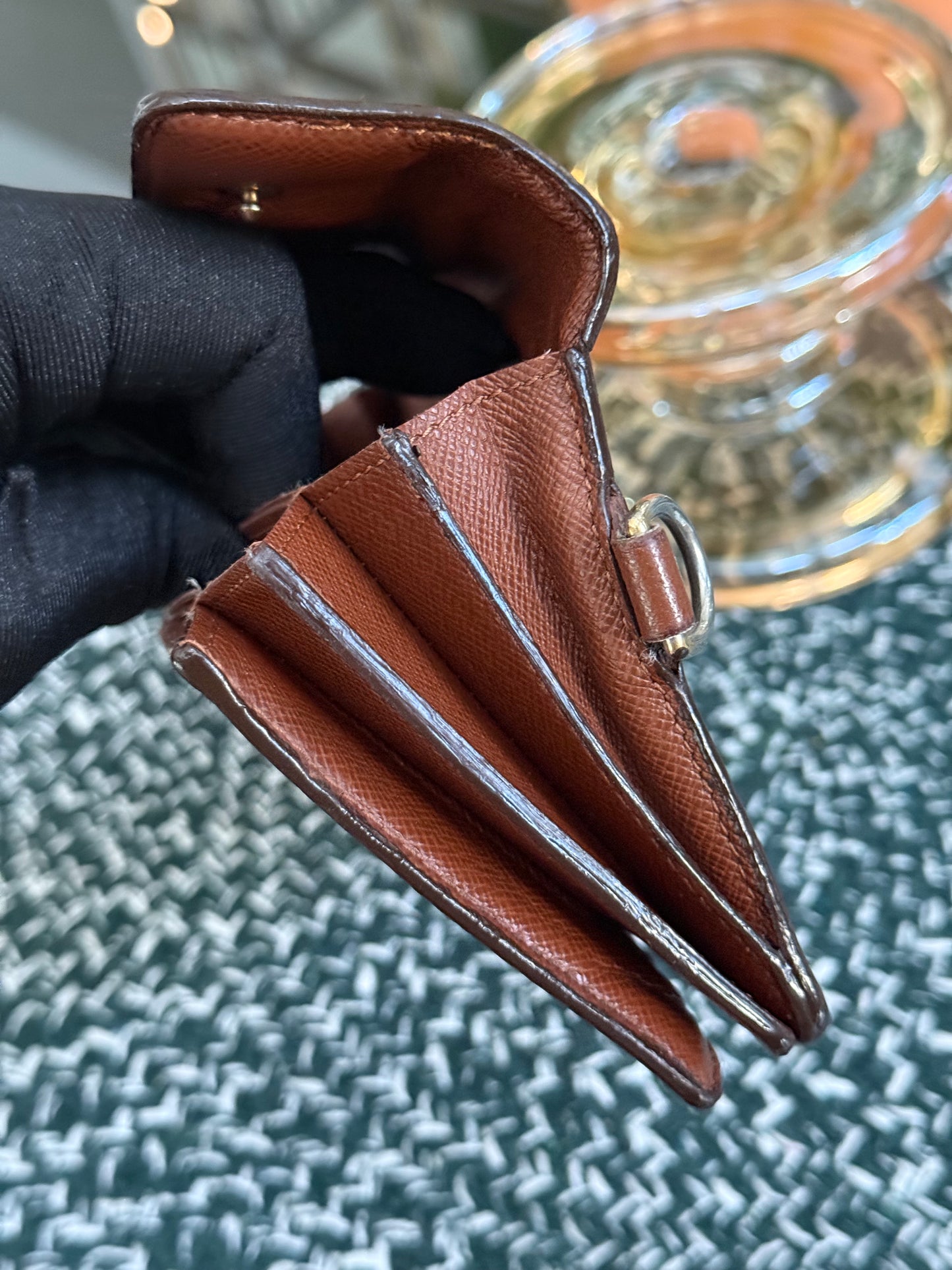 Monogram Portefeuille Accordeon Wallet with Insert and Non branded Strap 🗓️ Year: 2004