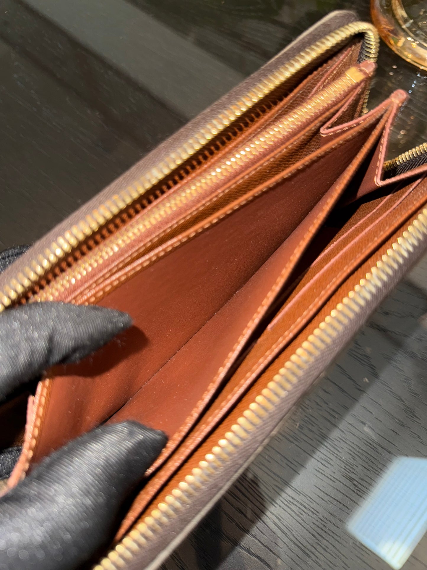 Zippy Long Wallet in Monogram with Dustbag 🗓️ Year: 2014