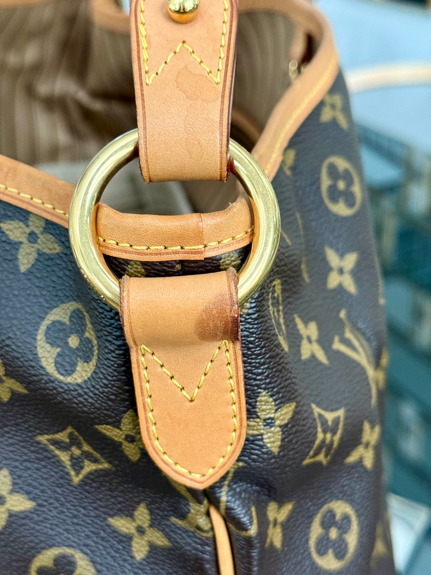 Delightful MM with Dustbag 📅 Year: 2010