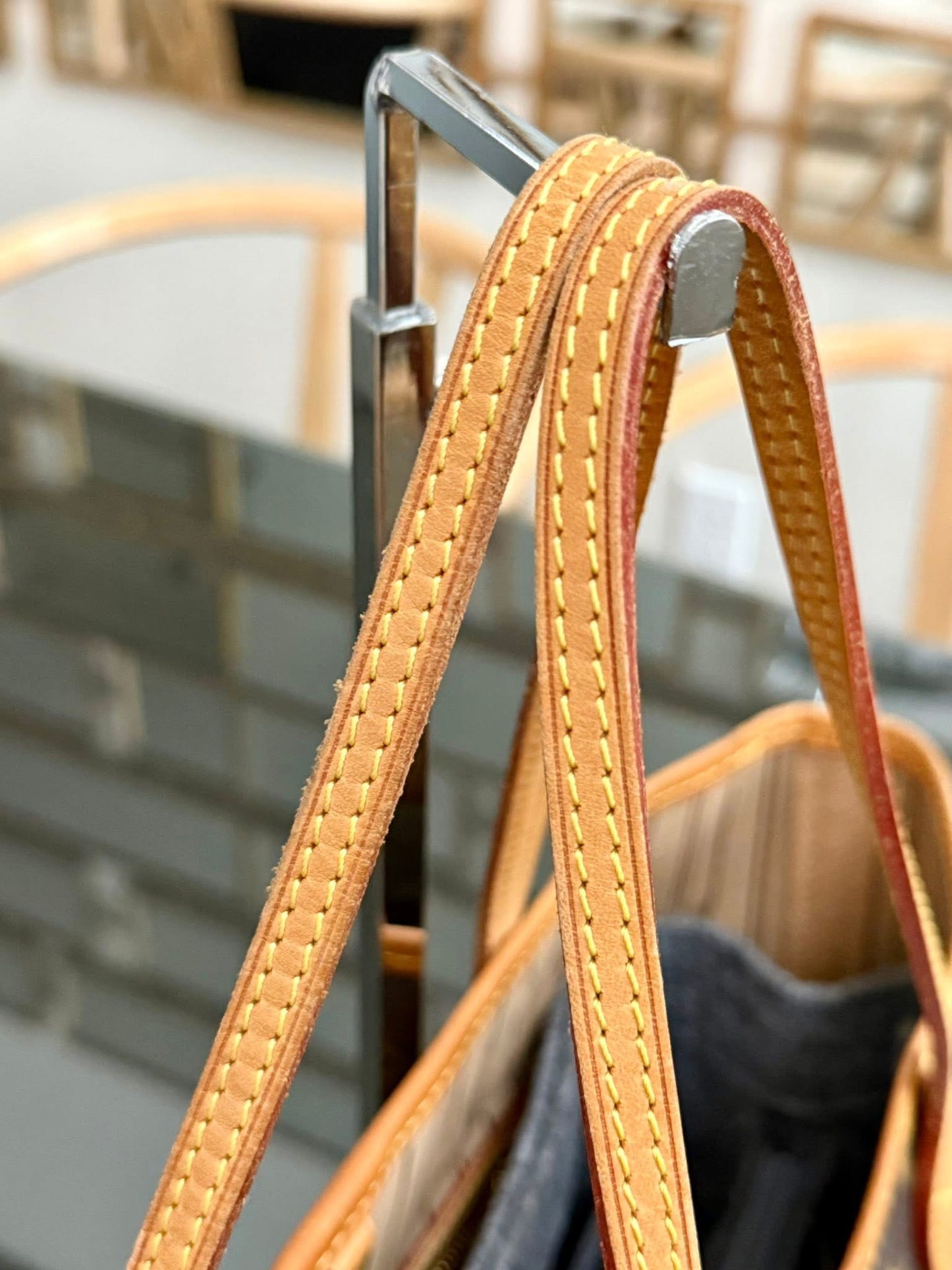 Neverfull PM in Monogram with Dustbag 🗓️ Year: 2009
