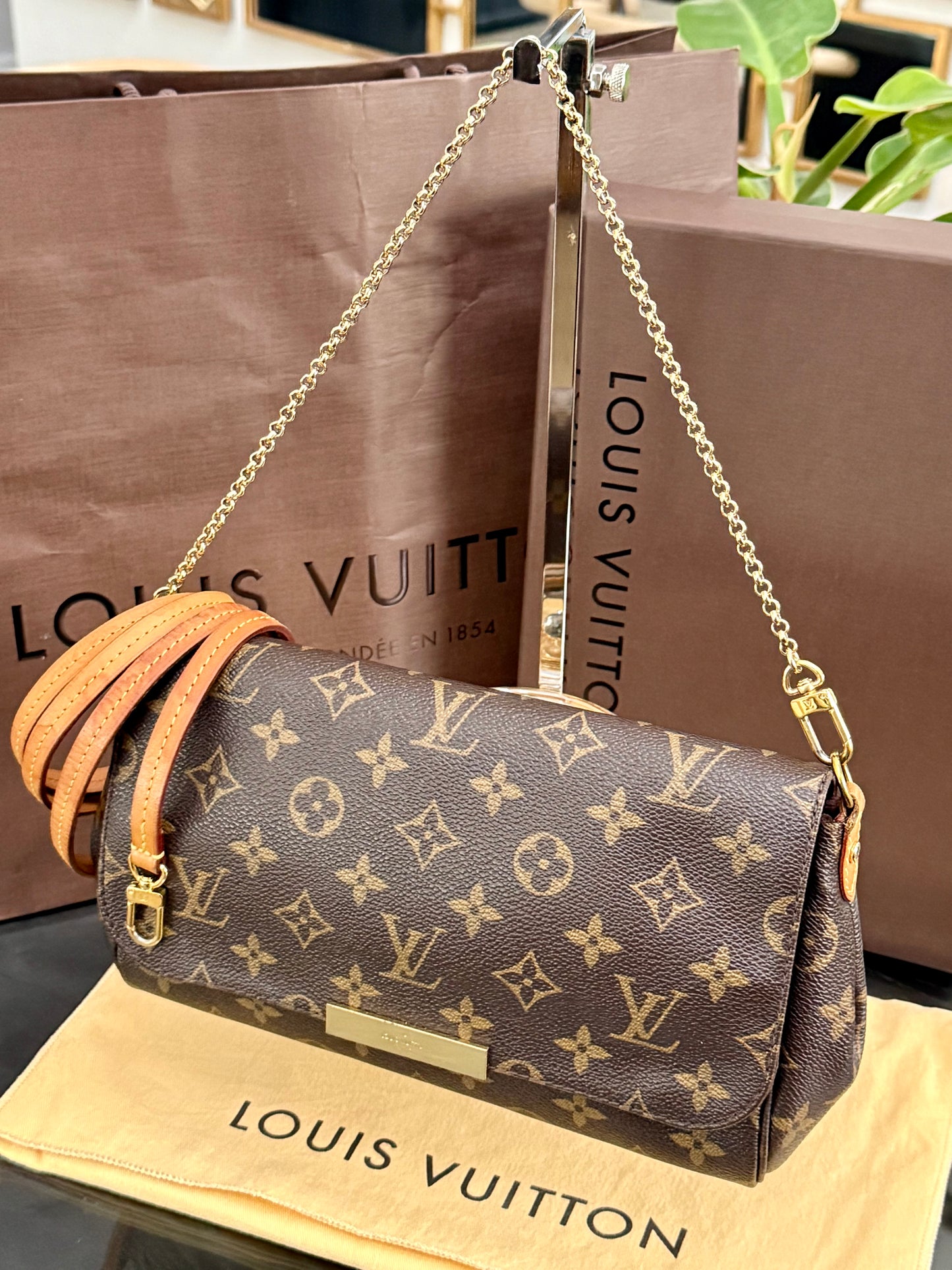 Favorite MM in Monogram with Dustbag, Box and Paper Bag -🗓️ Year: 2016