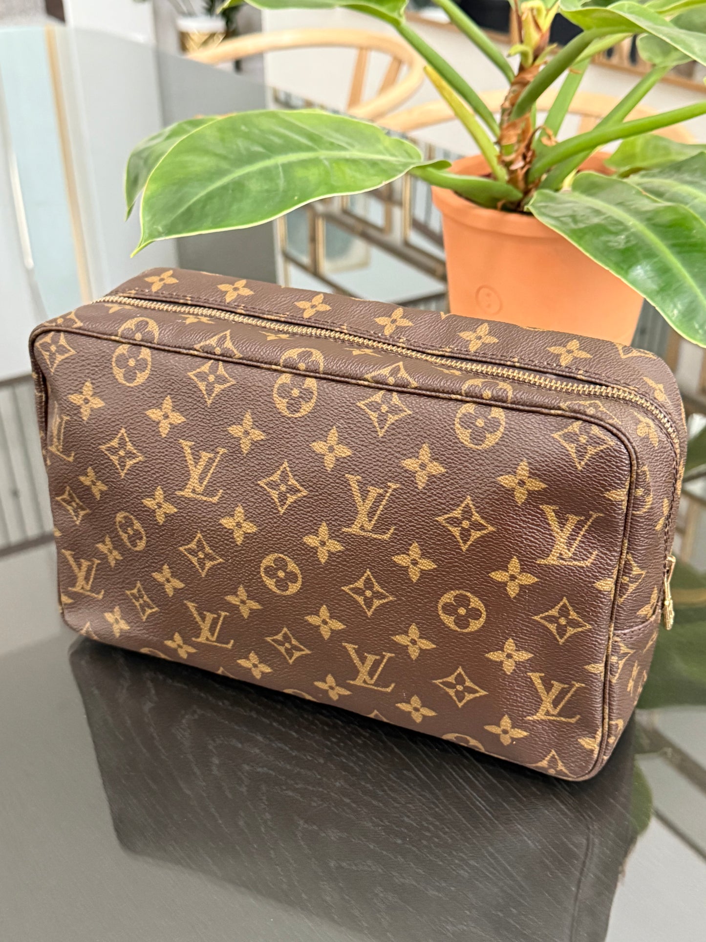 Trousse 28 📅 Year: 1987