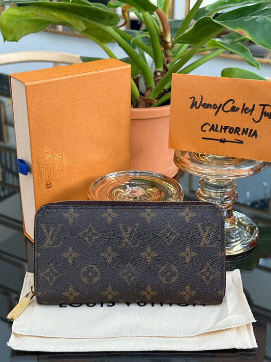 Zippy Long Wallet in Monogram with Dustbag and Box 📅 Year: 2009