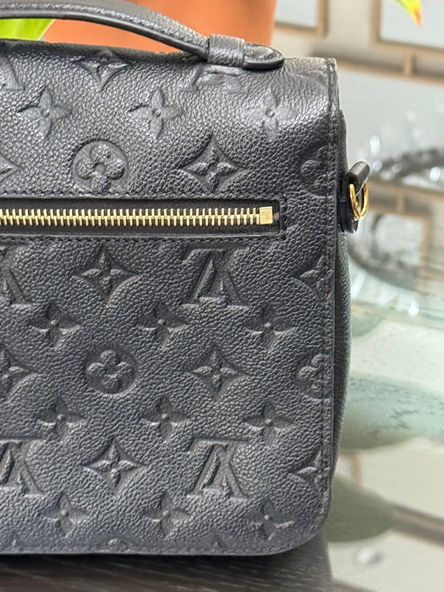 Pochette Metis Emptiente Noir with Box, Dustbag, Insert Organizer, Box and Paper bag -Microchip & Authenticed