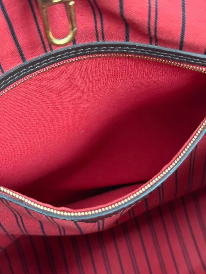 Delightful PM in DE with Dustbag and Insert Organizer 📅 Year: 2016