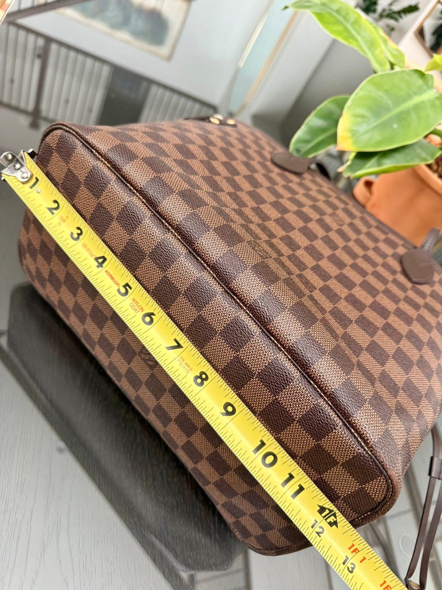 Neverfull MM in DE with Dustbag and Non branded Twilly 📅 Year: 2014