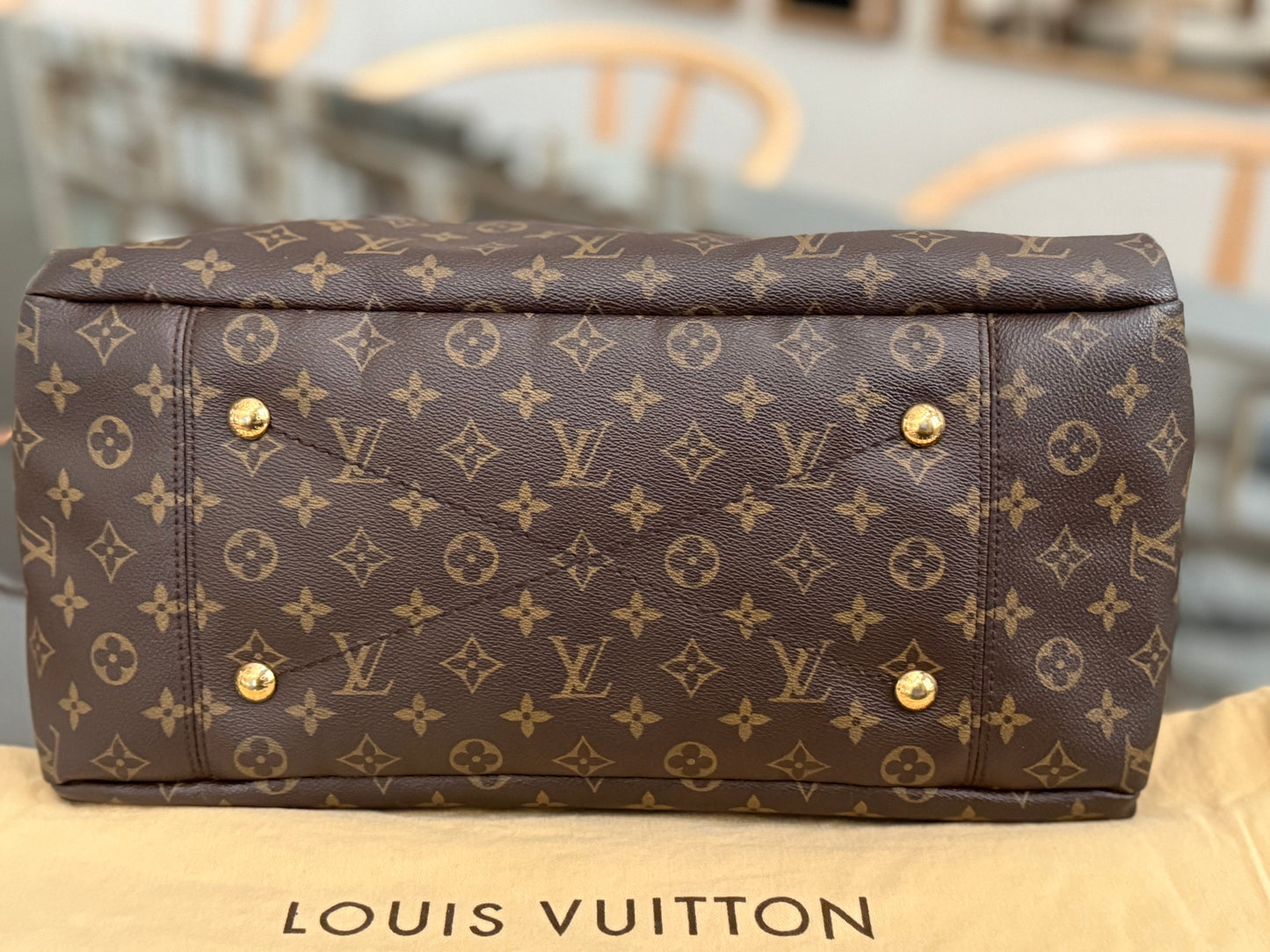 Artsy MM with Dustbag and Insert Organizer - 📅 Year: 2010