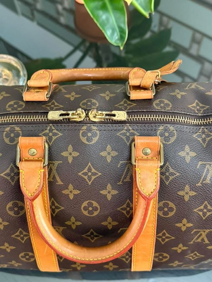 Keepall 45 Bandoulier with Original Strap , Luggage Tag and Poignet 📅 Year: 1989