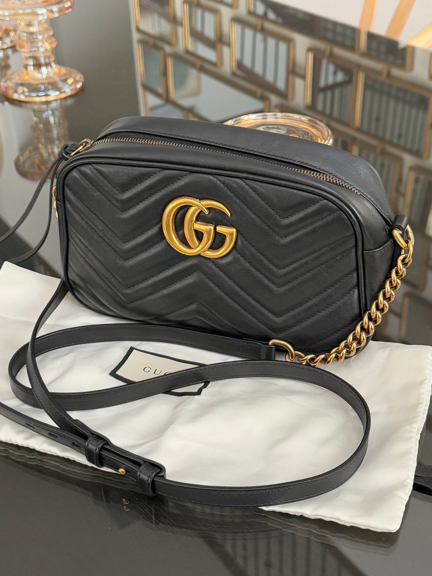 GUCCI Marmont Chain Small Shoulder/ Crossbody Bag