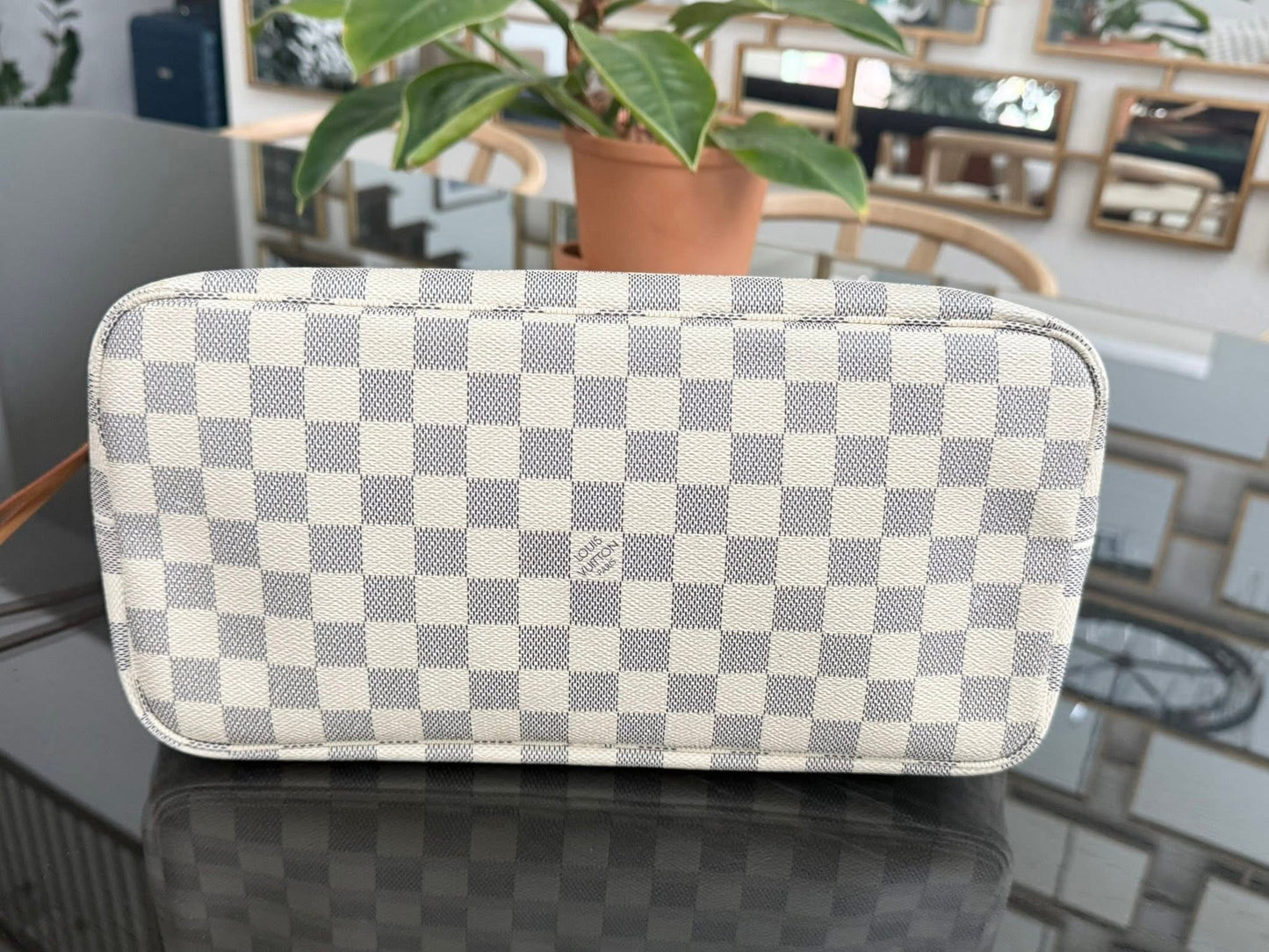 Neverfull MM Azur with Insert Organizer 📅 Year: 2011
