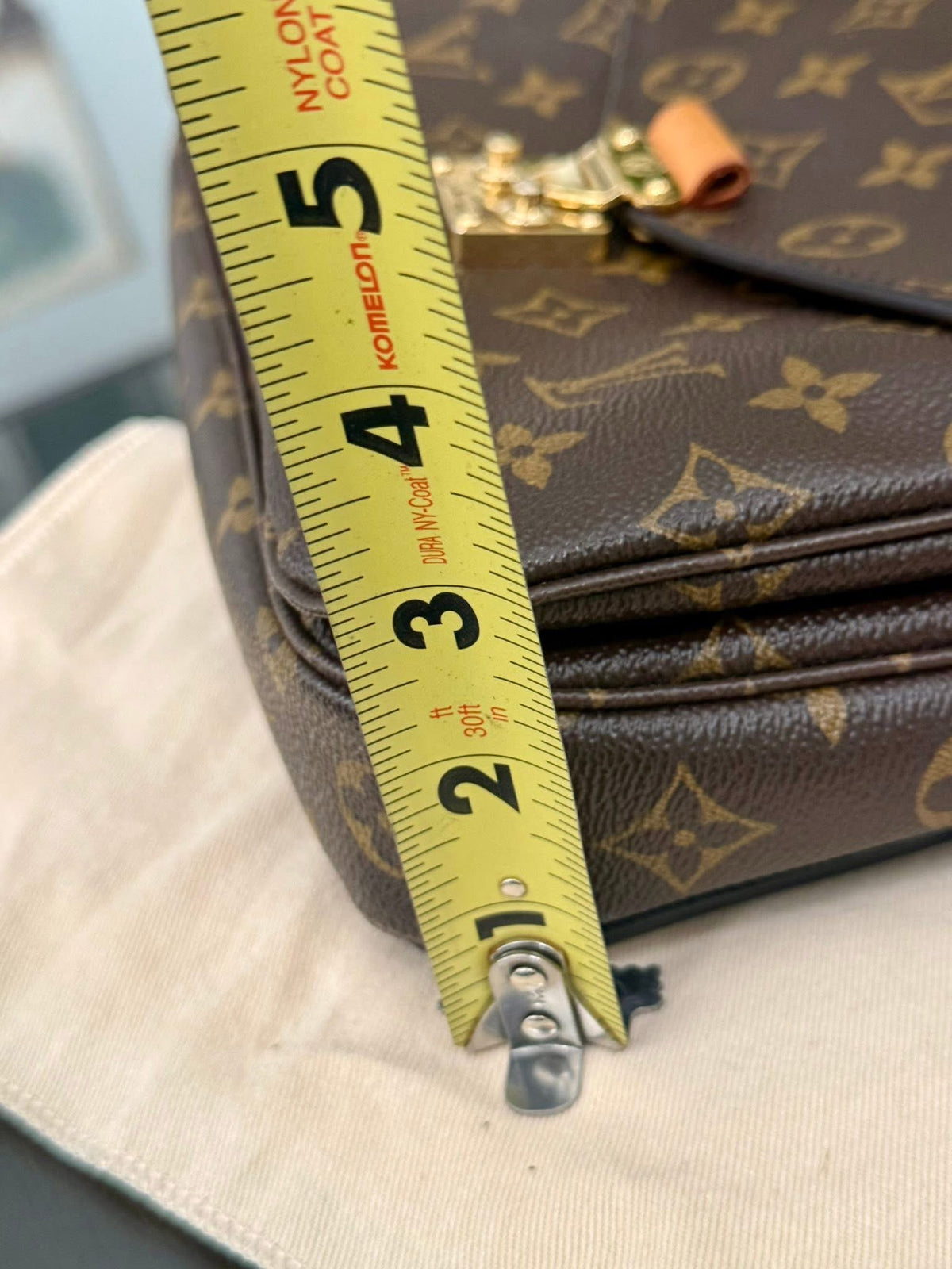 Pochette Metis in Monogram with Original Strap, Box, Dustbag and Paper bag 🗓️ Year 2017
