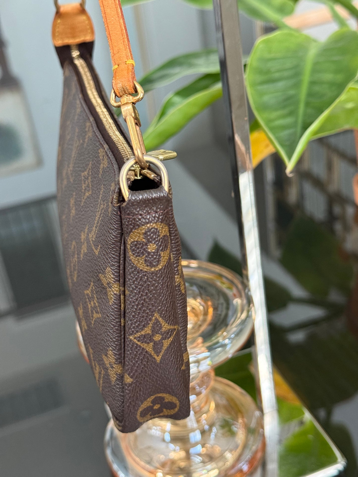 Monogram Pochette Accessories with Dustbag 📅 Year: 2000