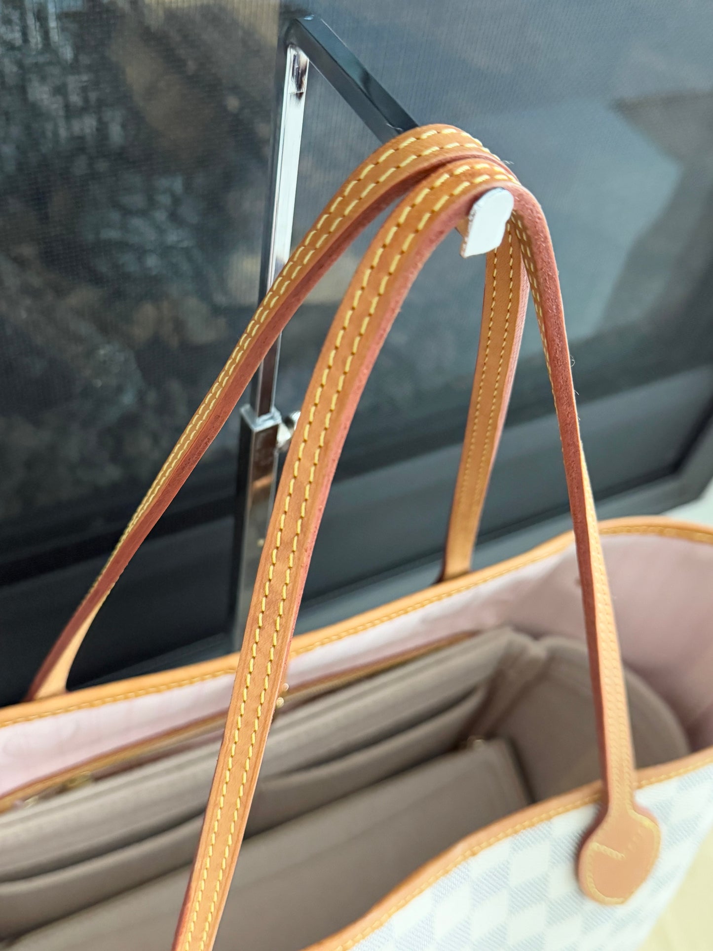 Neverfull MM Azur in Rose Ballerine with Dustbag -Year: 2018