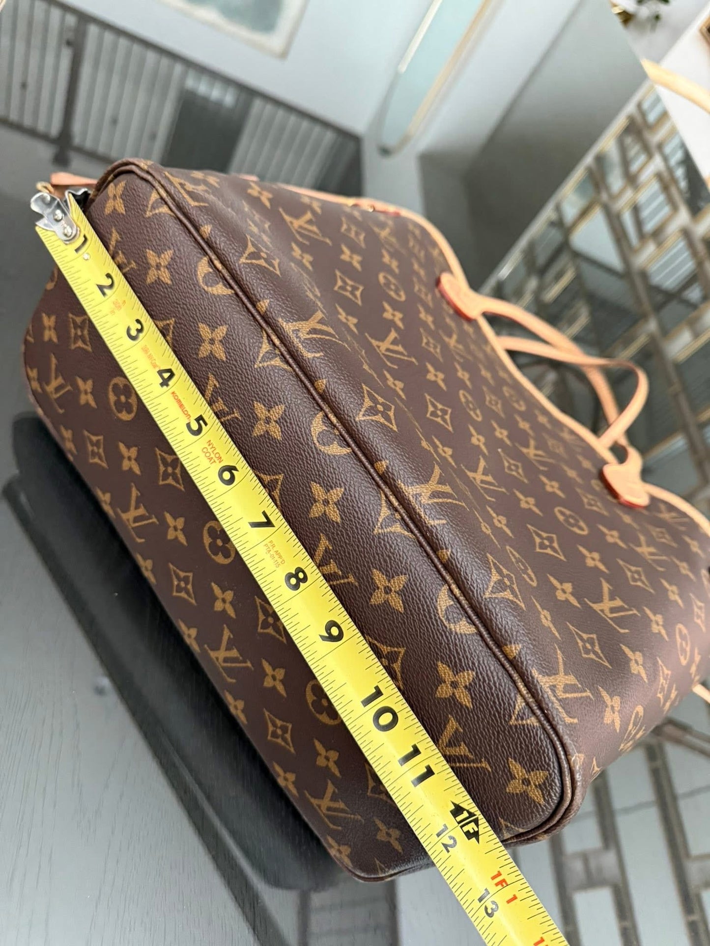 Neverfull MM in Peony interior with Dustbag 🌺 📅 Year: 2020