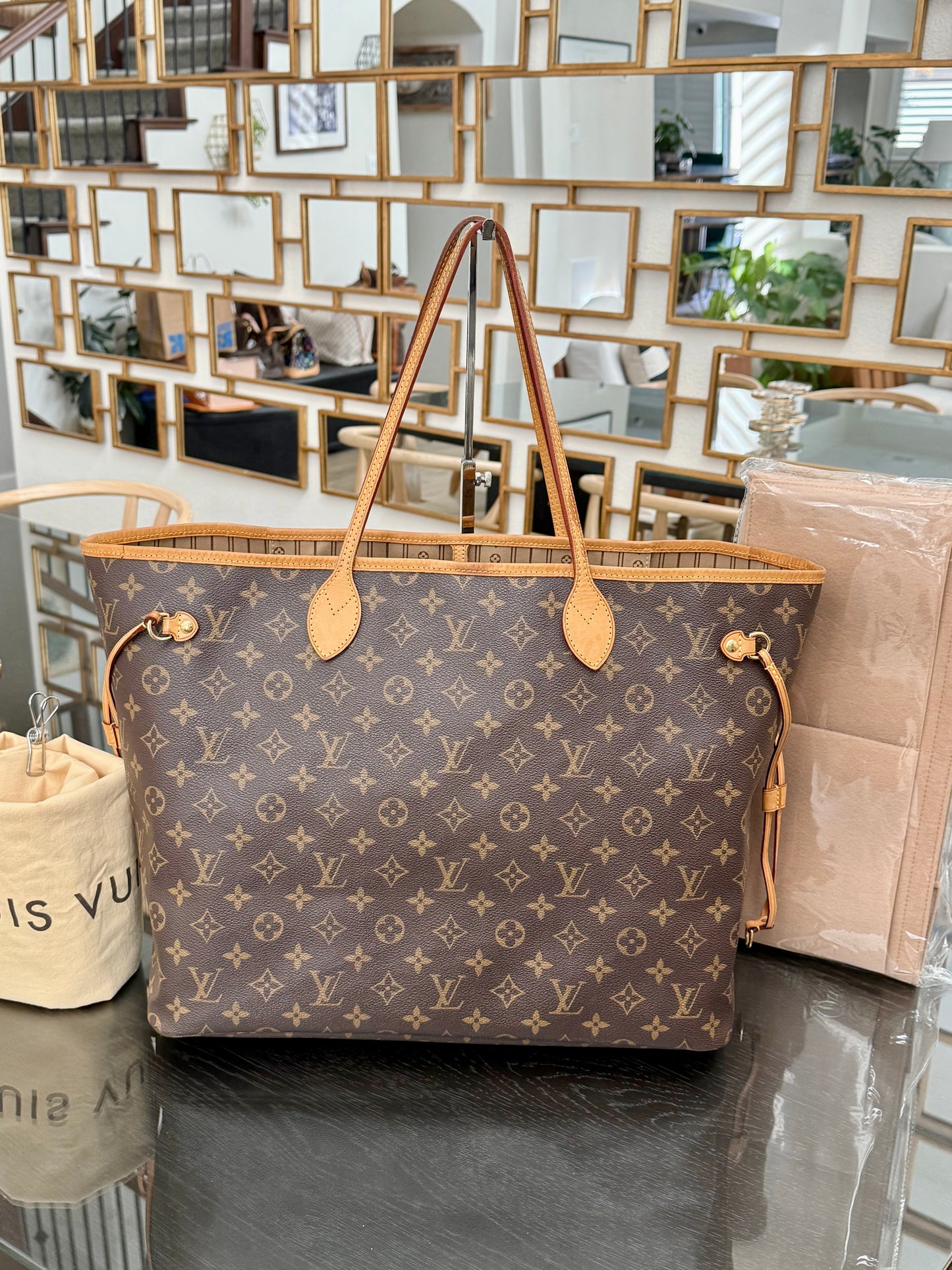 Neverfull GM with Dustbag Insert Organizer 🗓️ Year: 2013