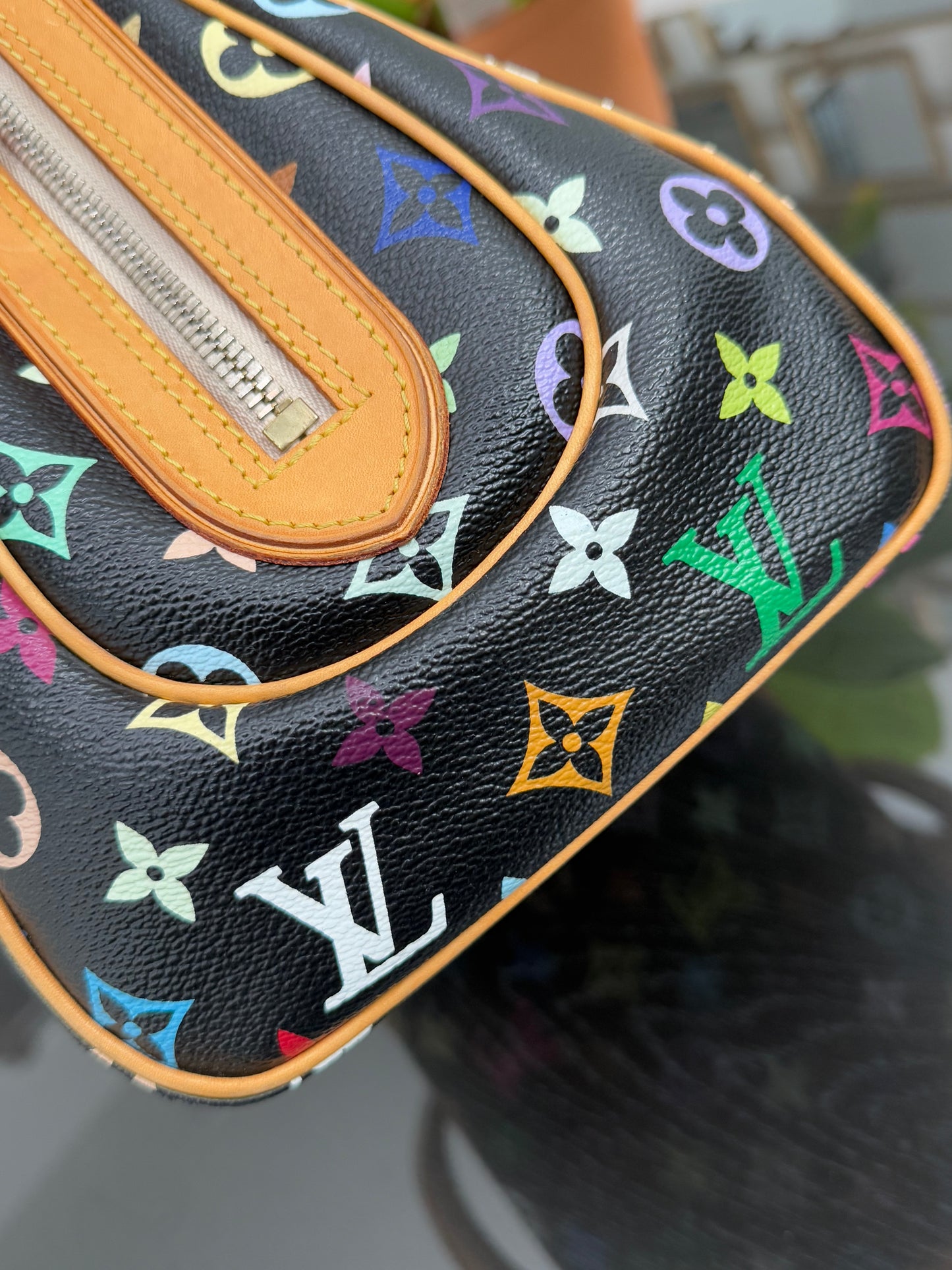 Multicolor Priscilla with Dustbag 📅 Year: 2008