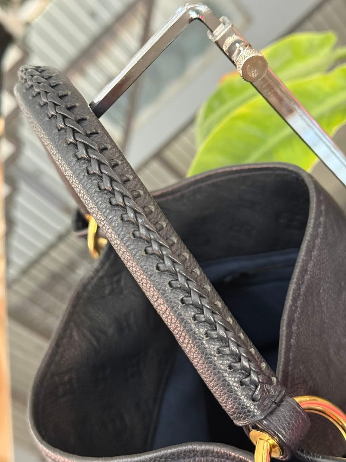 Artsy MM Empriente in Black/ Navy Blue with Dustbag and Insert Organizer 📅 Year: 2010