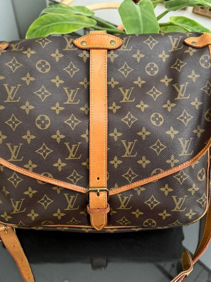 Saumur 35 Crossbody -🗓️ Year: 1989
